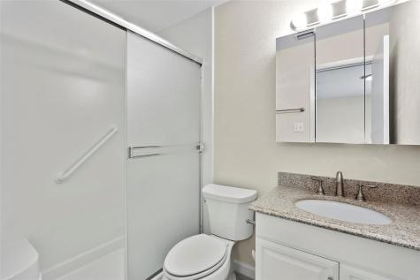 21 Horseshoe Drive Highland Village TX 75077