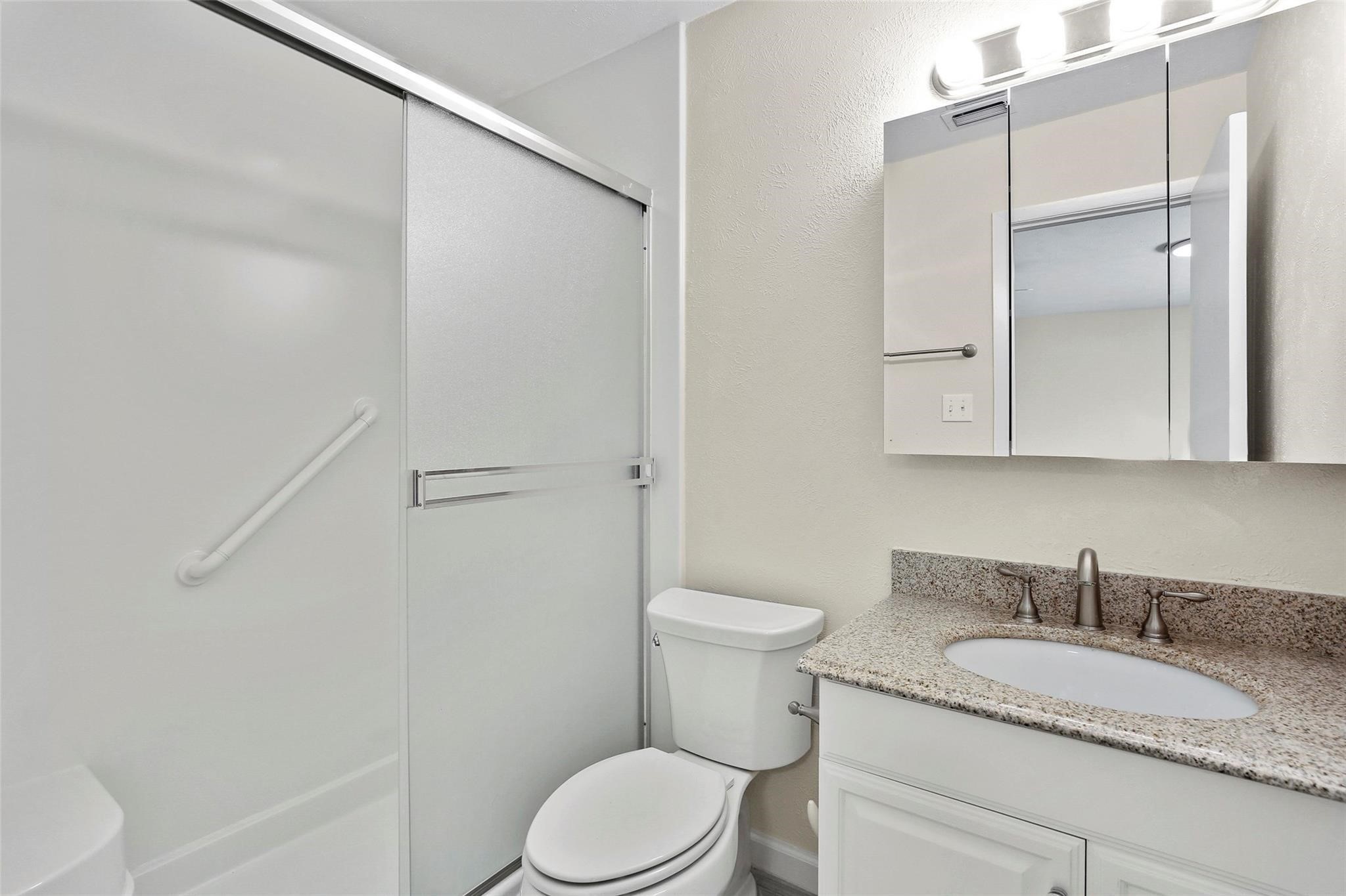 21 Horseshoe Drive Highland Village TX 75077