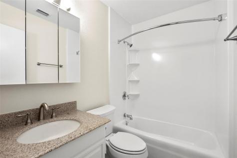 21 Horseshoe Drive Highland Village TX 75077