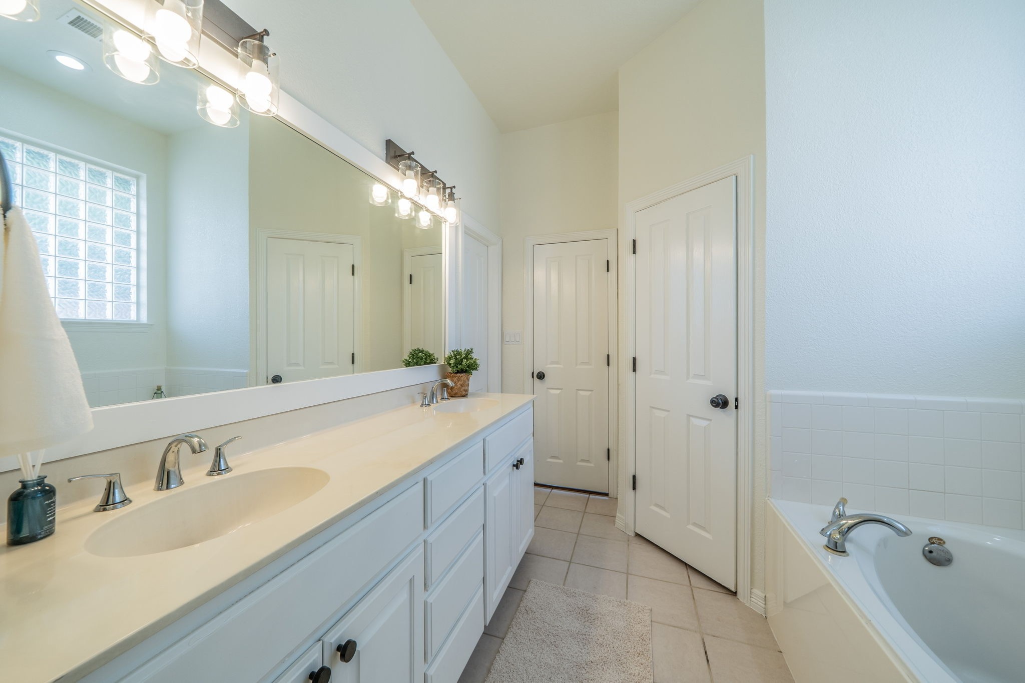 2114 Sagewood Drive Weatherford TX 76087