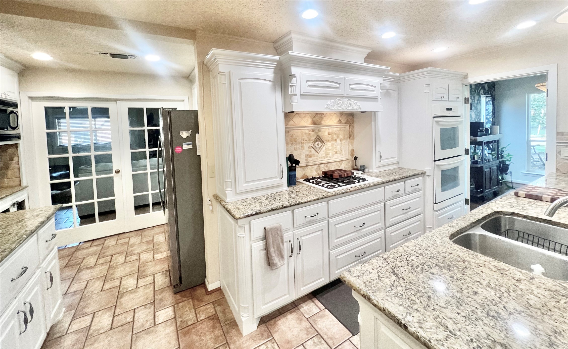 2626 Shoreline Drive Sherman TX 75092