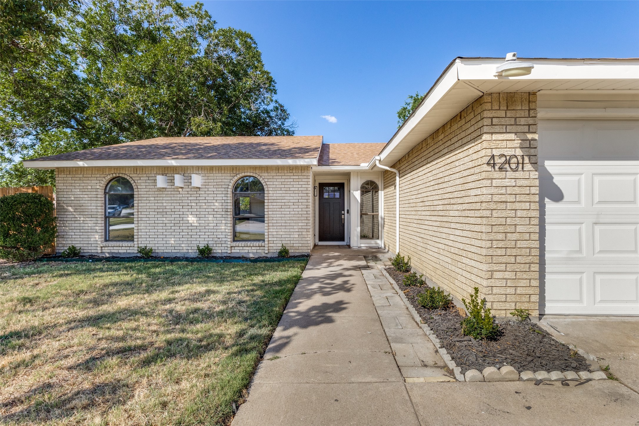 4201 Buckeye Street Fort Worth TX 76137
