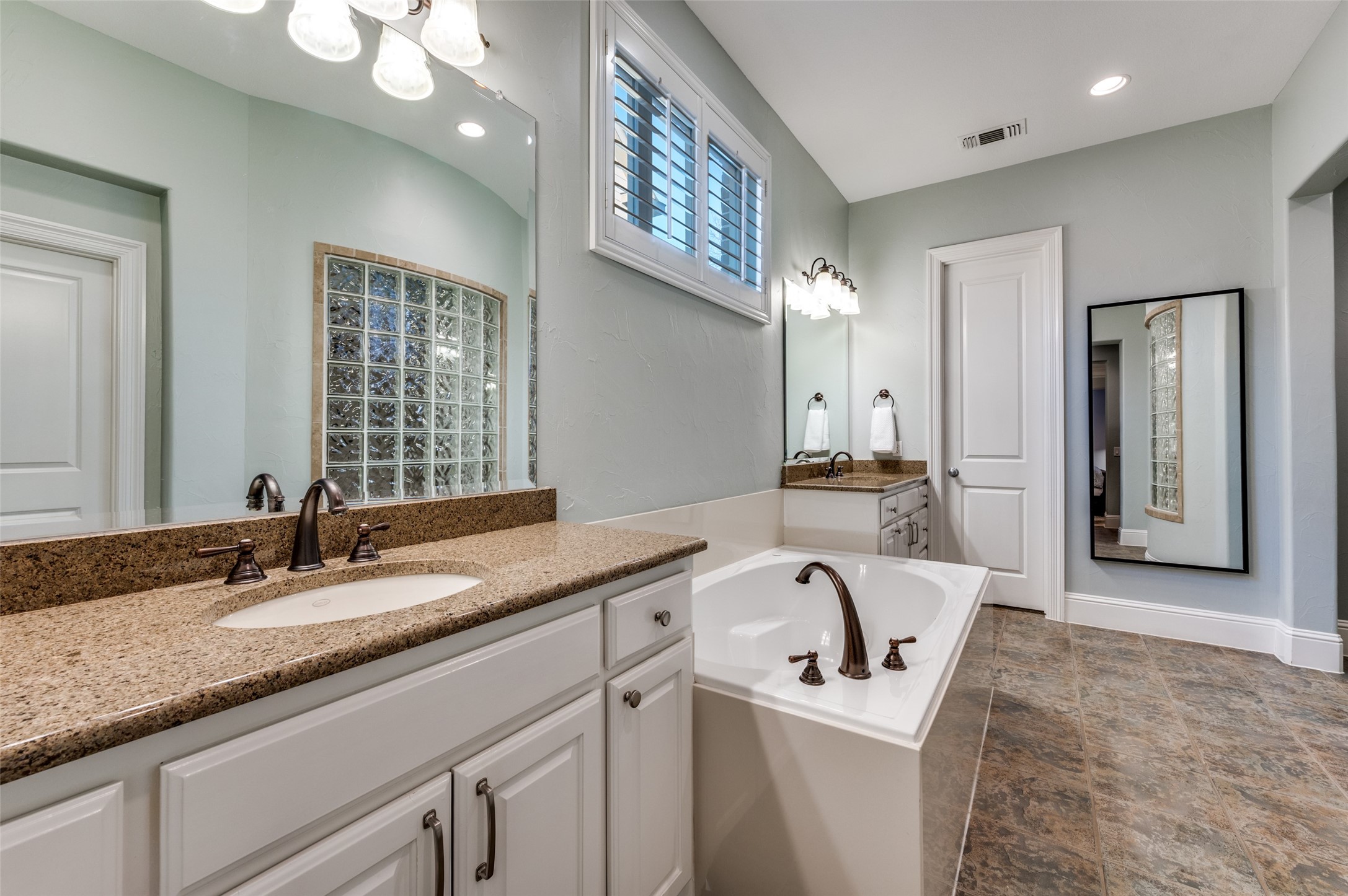 2305 State Boulevard Mckinney TX 75071