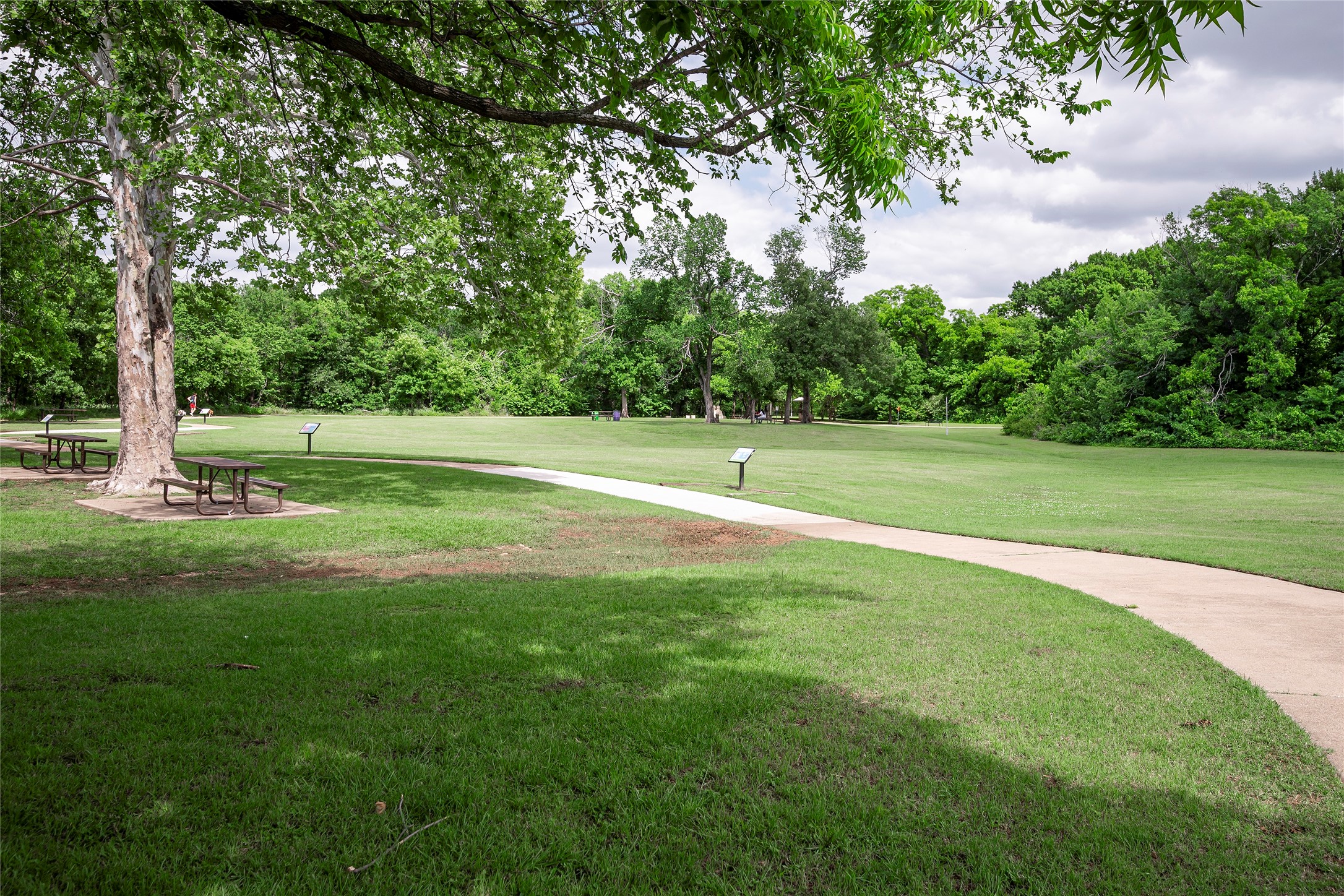 705 Walnut Drive Lewisville TX 75067