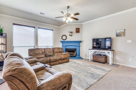 2217 Caroline Drive Weatherford TX 76087