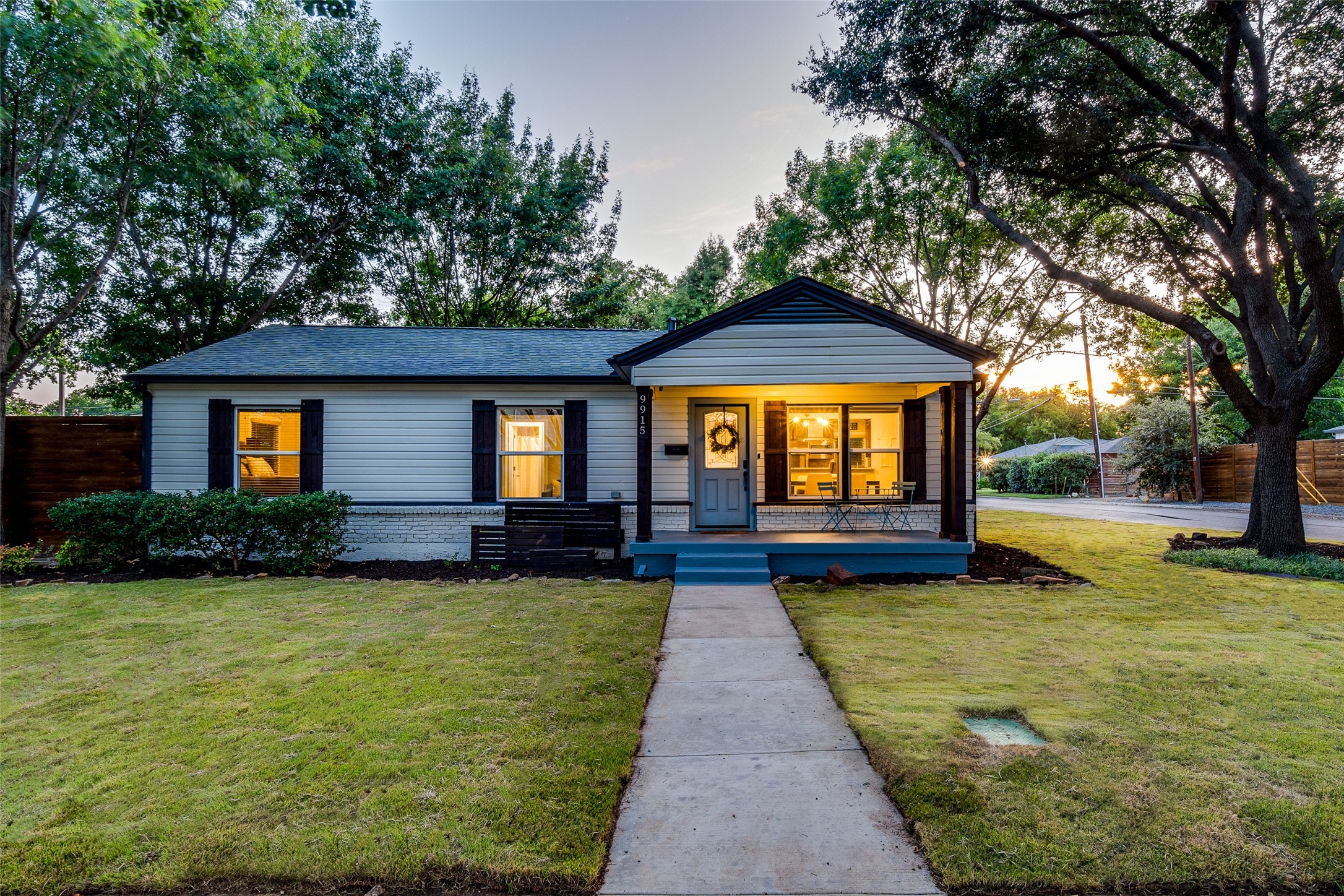 9915 Coppedge Lane Dallas TX 75220