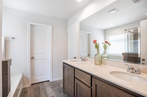 610 Autumn Avenue Justin TX 76247
