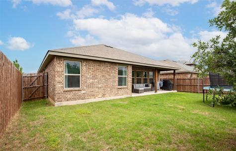 610 Autumn Avenue Justin TX 76247