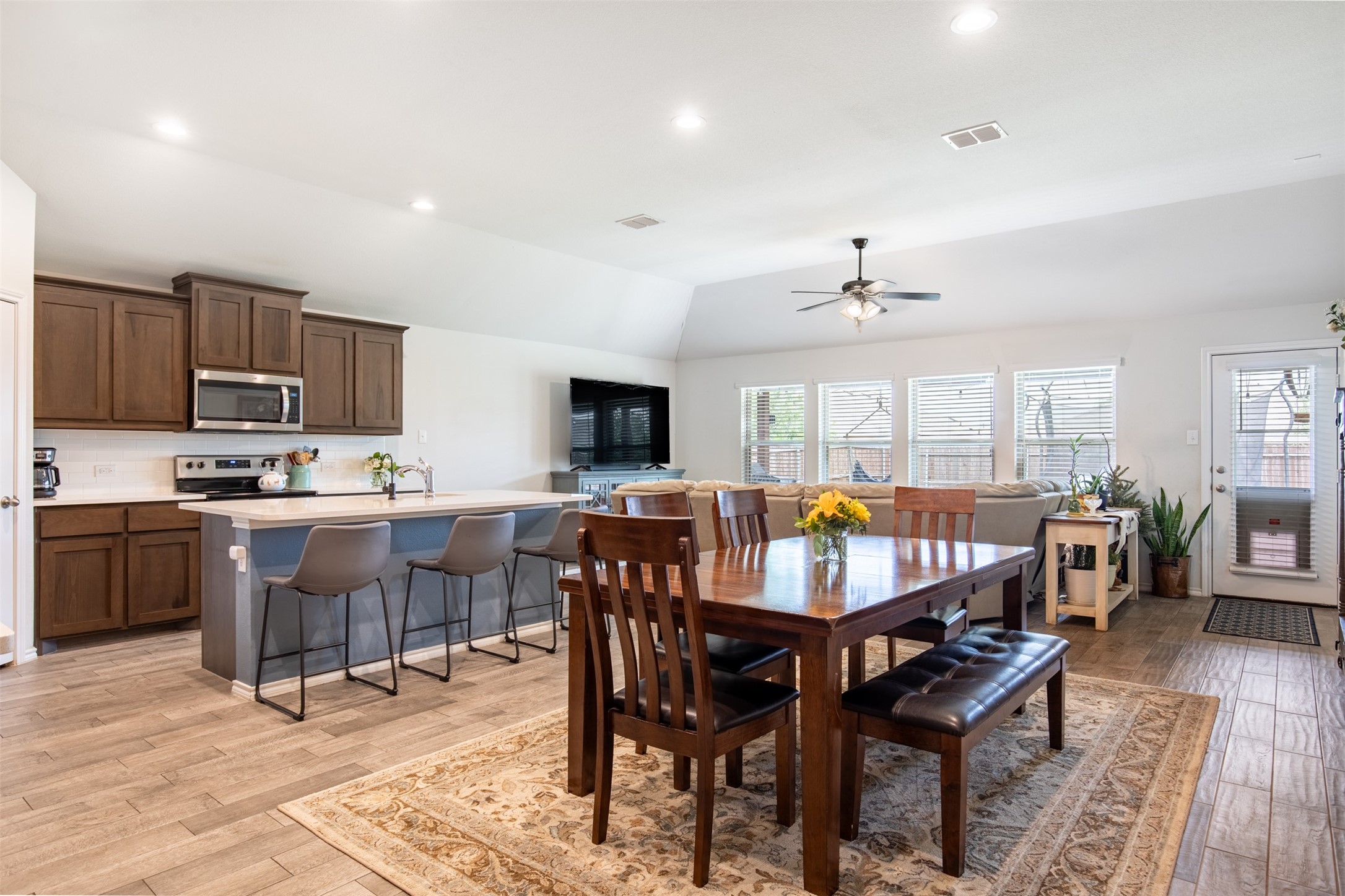 610 Autumn Avenue Justin TX 76247