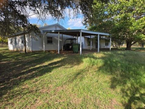 300 A E 3rd Street Iredell TX 76649