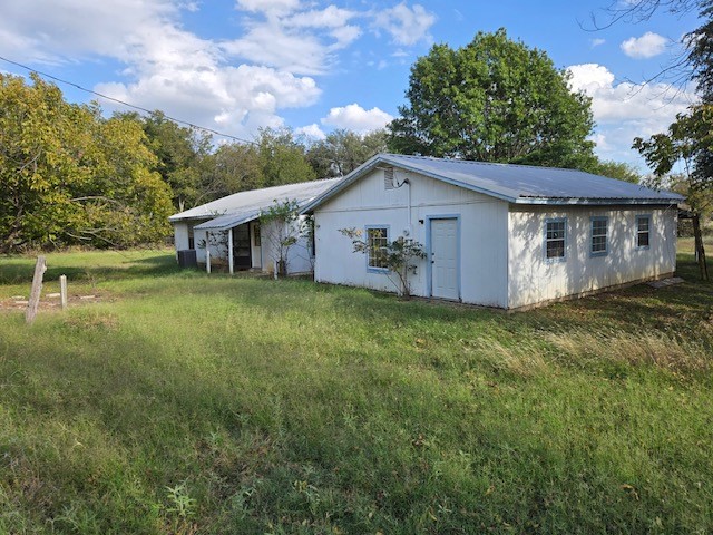 300 A E 3rd Street Iredell TX 76649