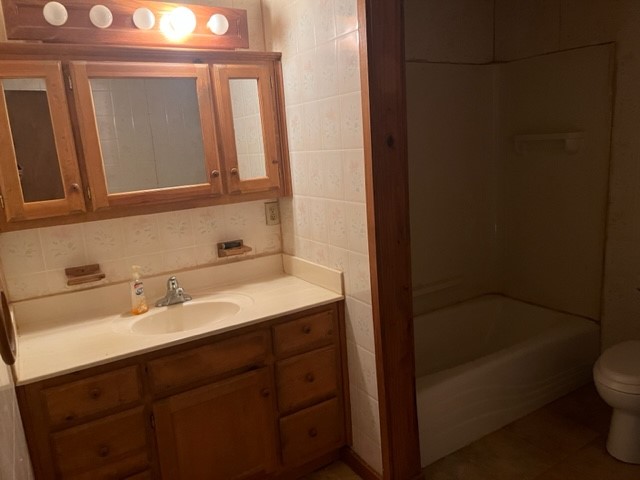 300 A E 3rd Street Iredell TX 76649