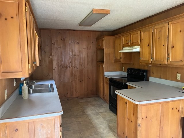 300 A E 3rd Street Iredell TX 76649