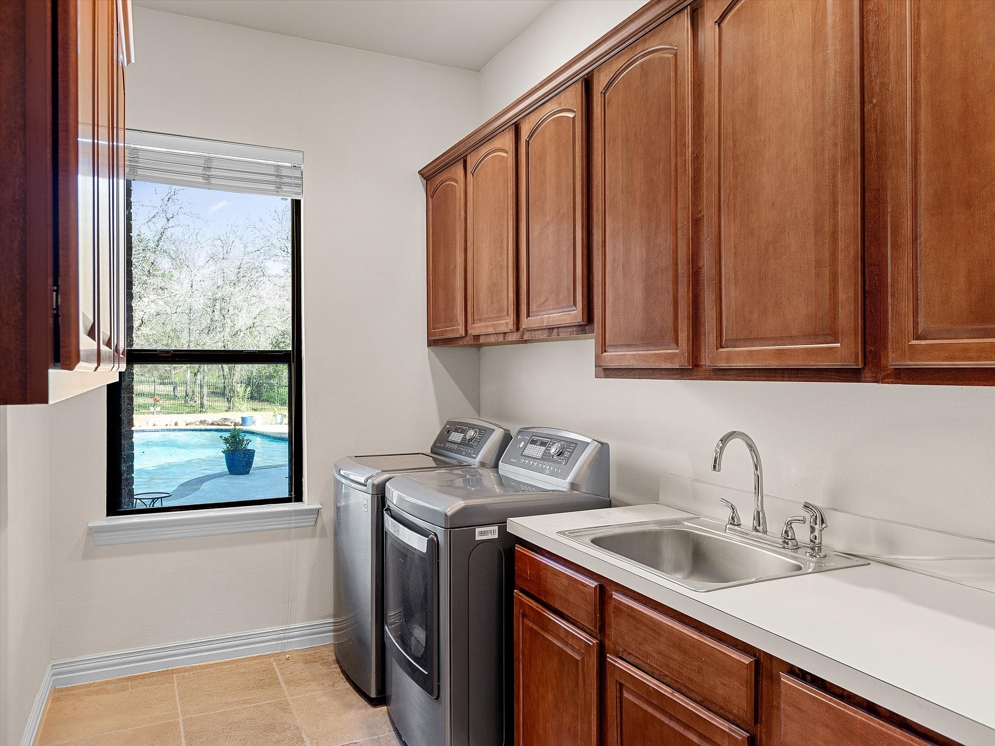 2050 E Oak Shores Drive Cross Roads TX 76227