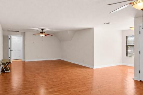 2050 E Oak Shores Drive Cross Roads TX 76227