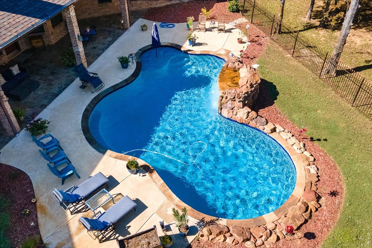 2050 E Oak Shores Drive Cross Roads TX 76227