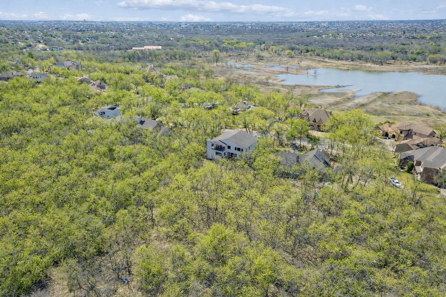 2966 Peninsula Drive Grapevine TX 76051