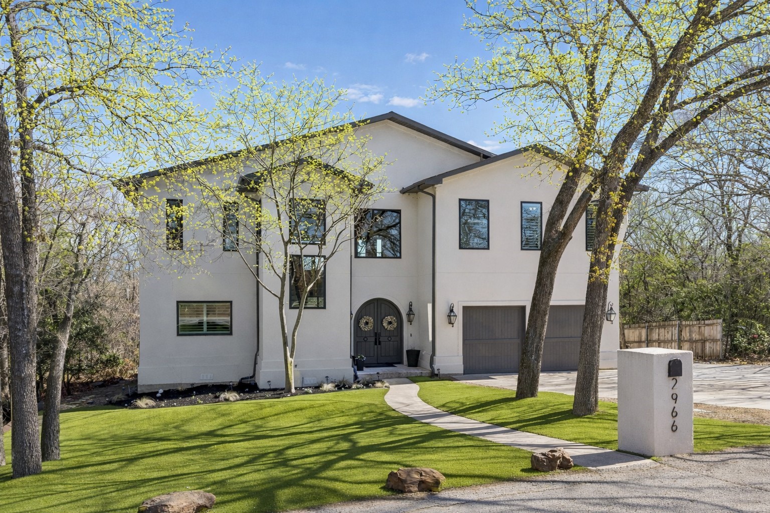 2966 Peninsula Drive Grapevine TX 76051