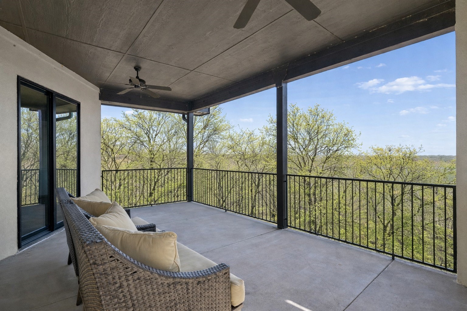 2966 Peninsula Drive Grapevine TX 76051