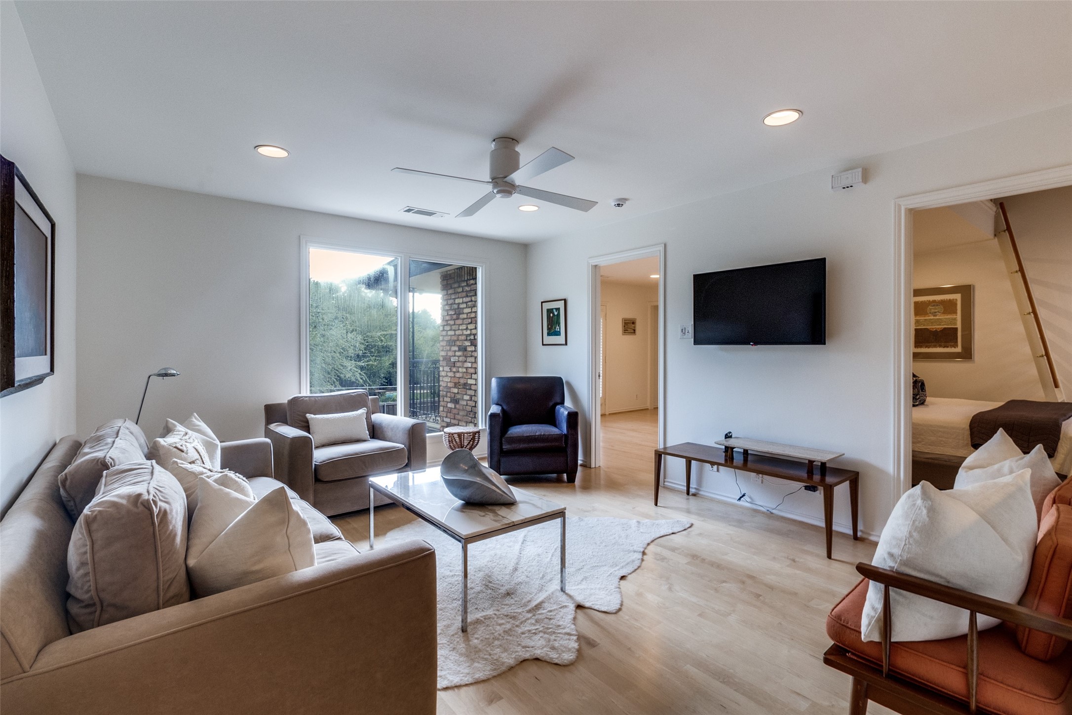5606 Dittmar Place Dallas TX 75229