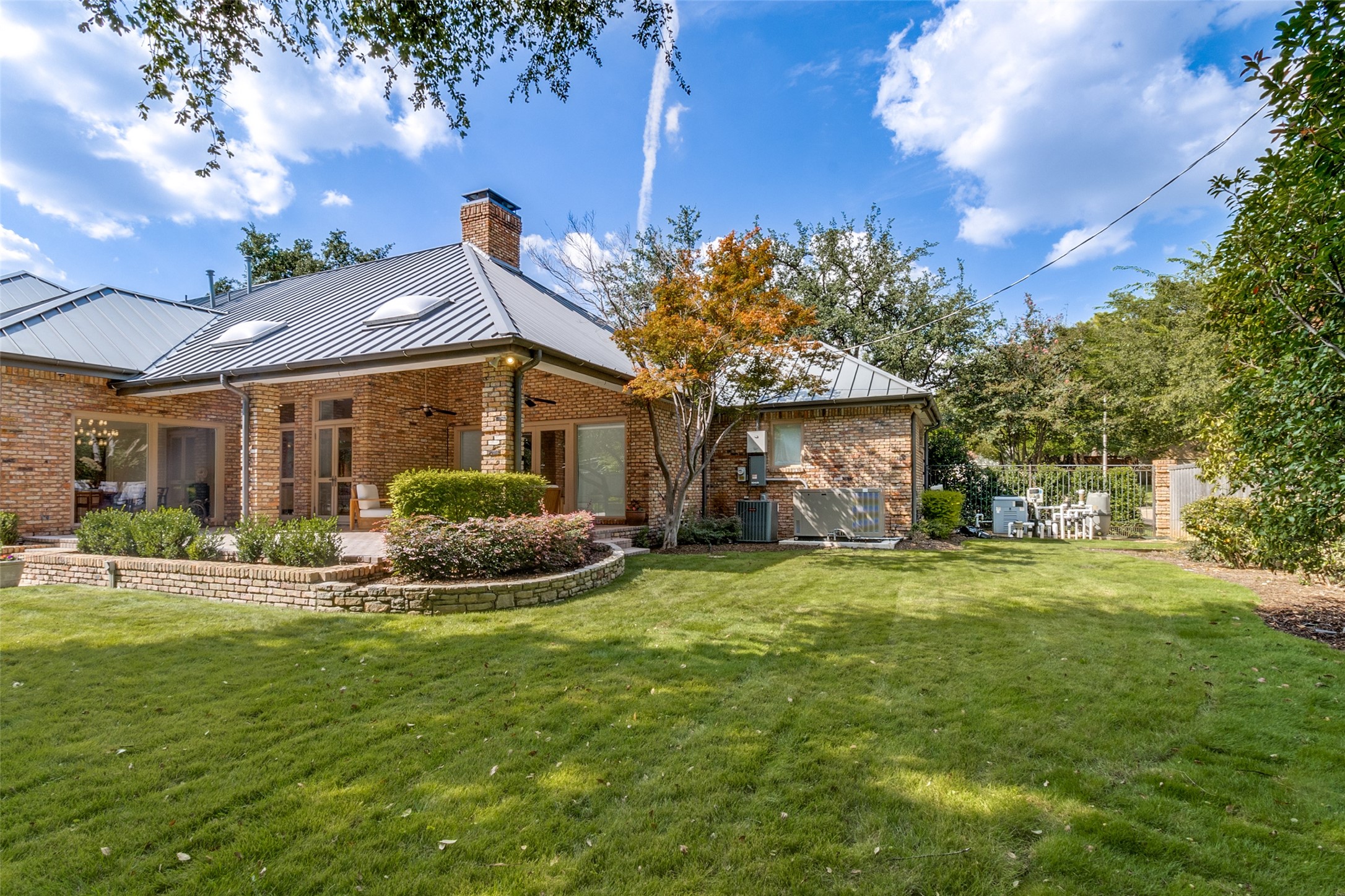5606 Dittmar Place Dallas TX 75229