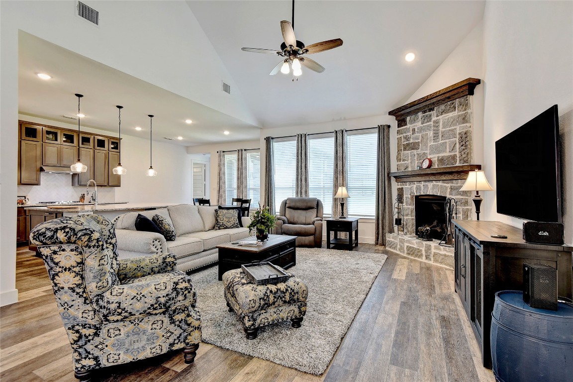 3802 Deer Point Drive Denison TX 75020