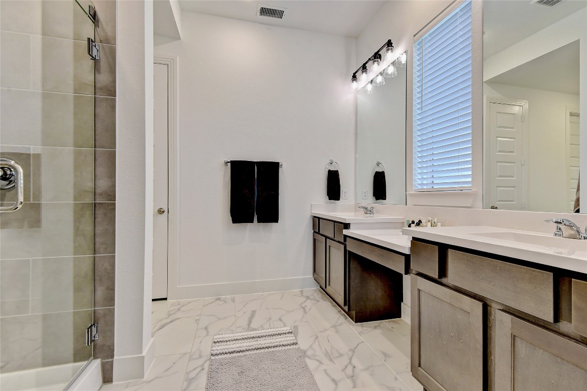 3802 Deer Point Drive Denison TX 75020