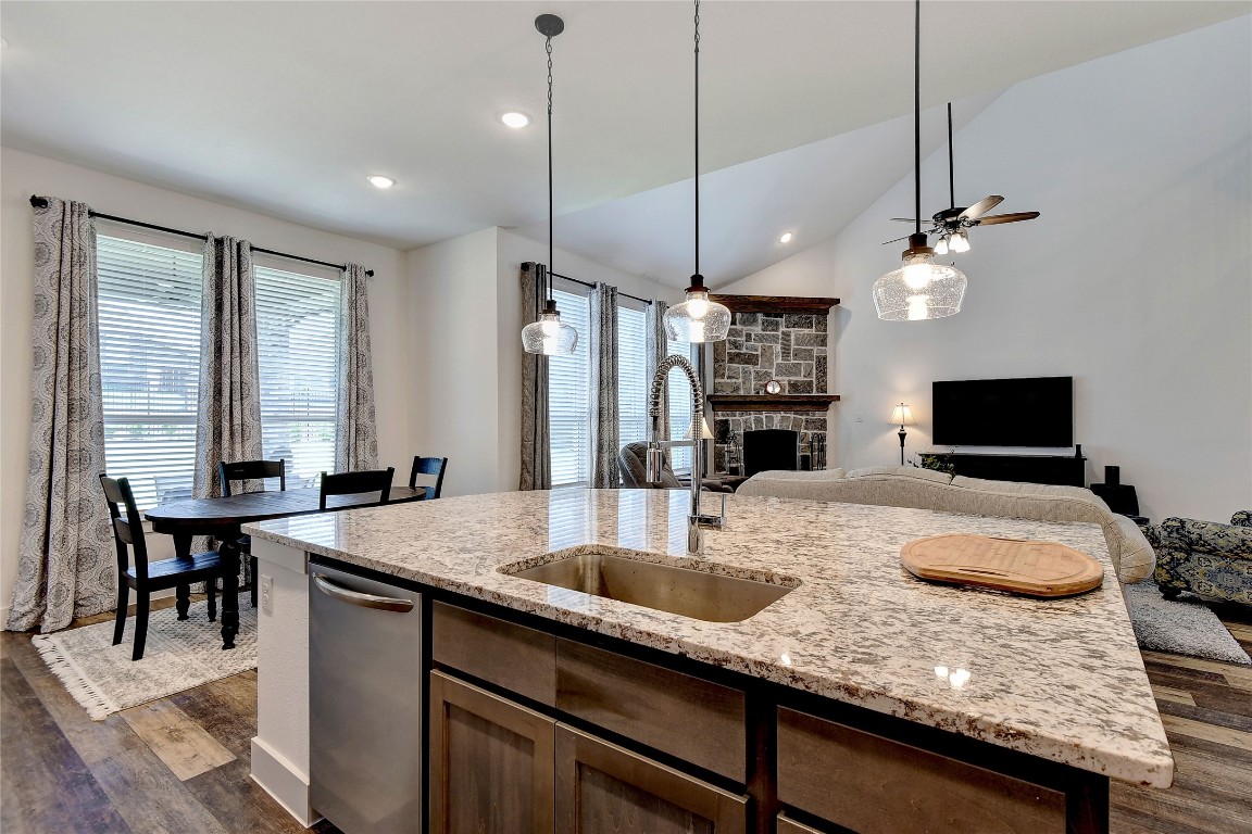 3802 Deer Point Drive Denison TX 75020