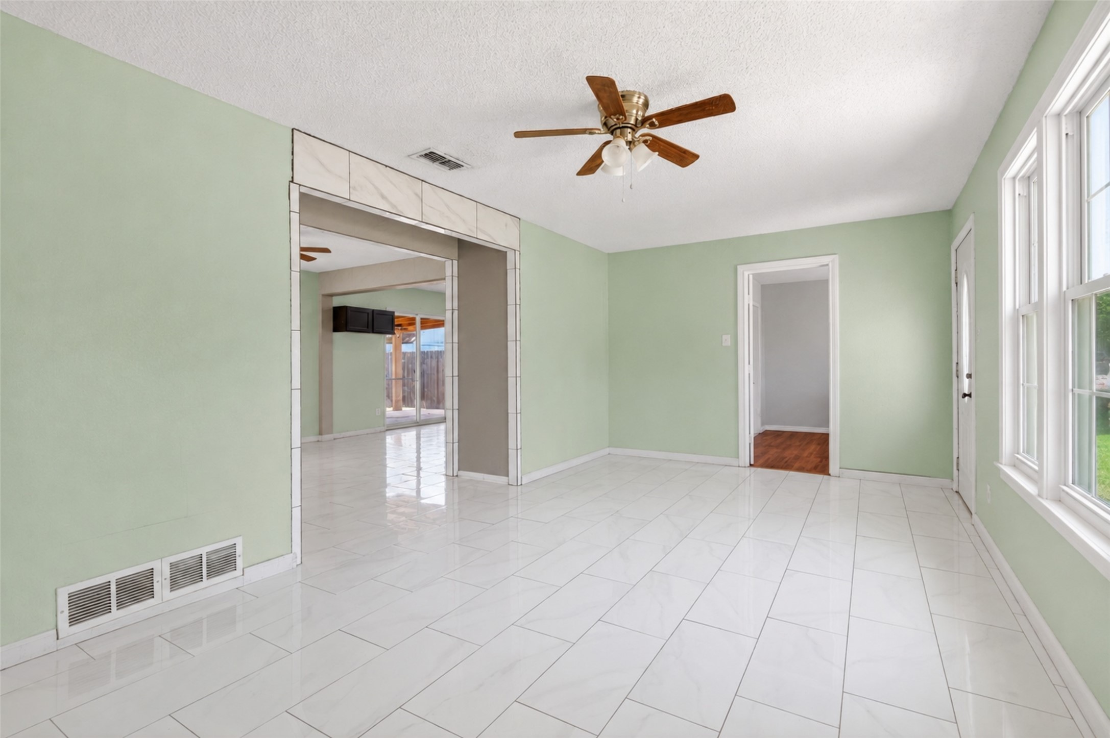 1504 Rusk Drive Mesquite TX 75149