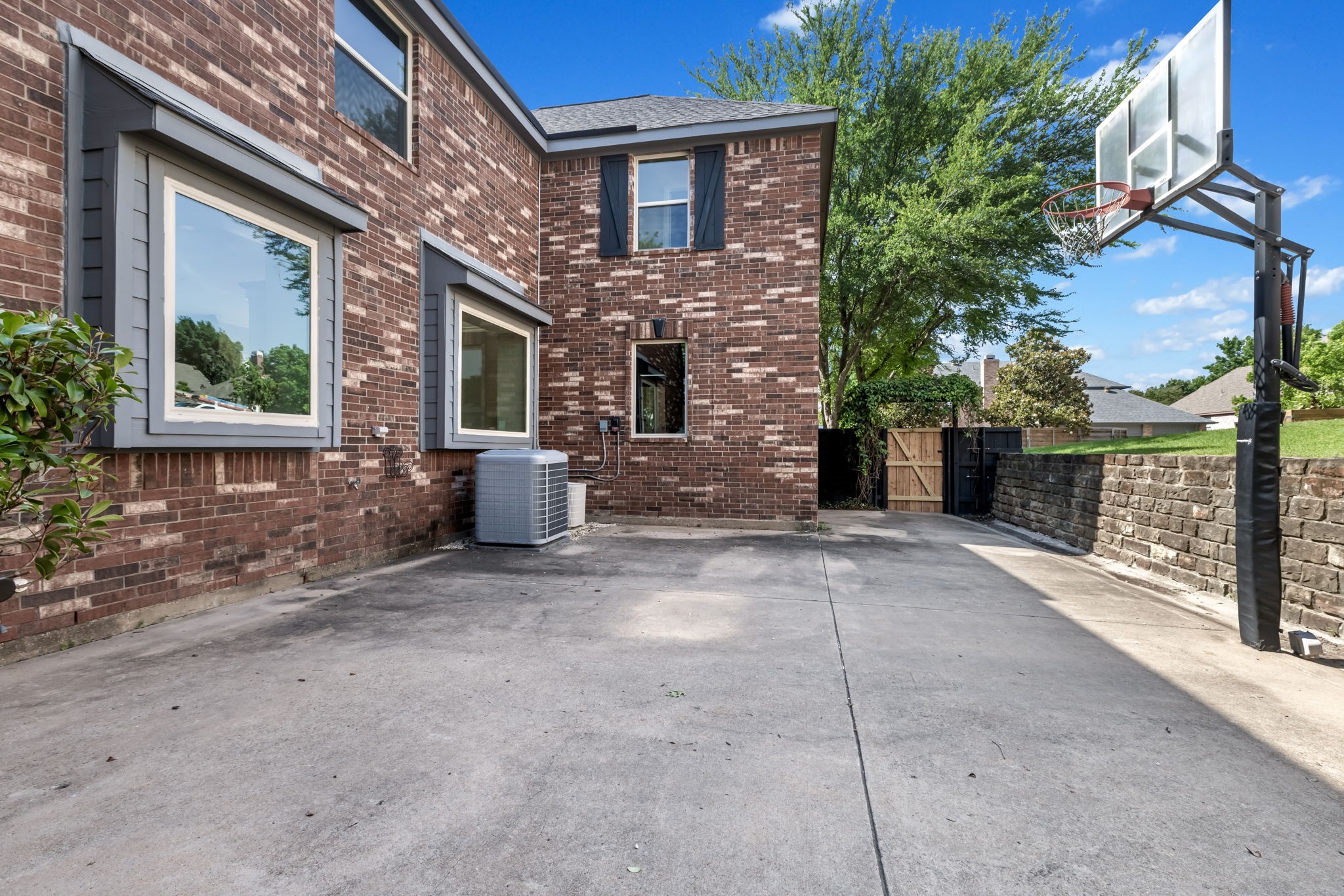 2405 Highgate Drive Mckinney TX 75070