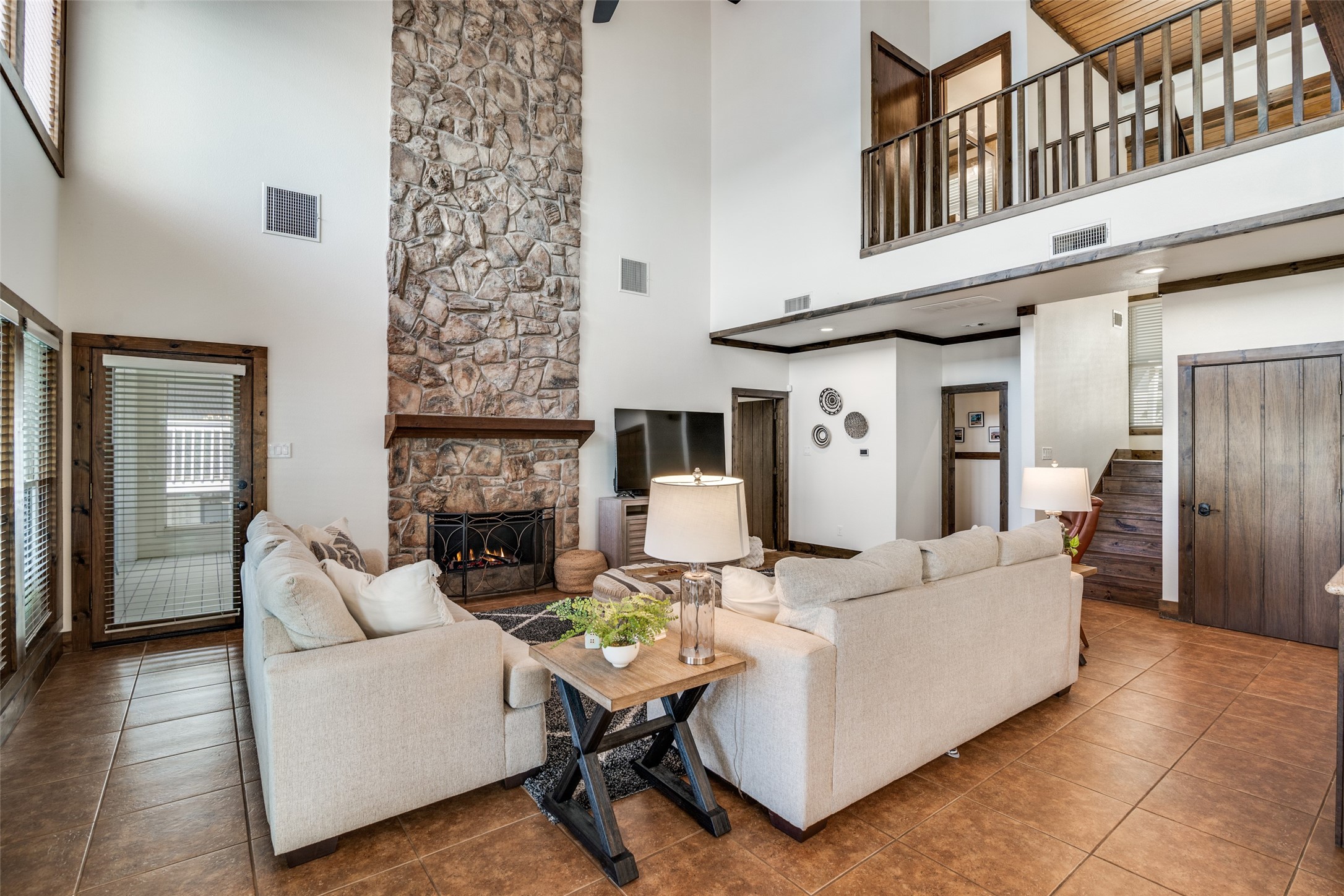 6207 Point Lavista Malakoff TX 75148