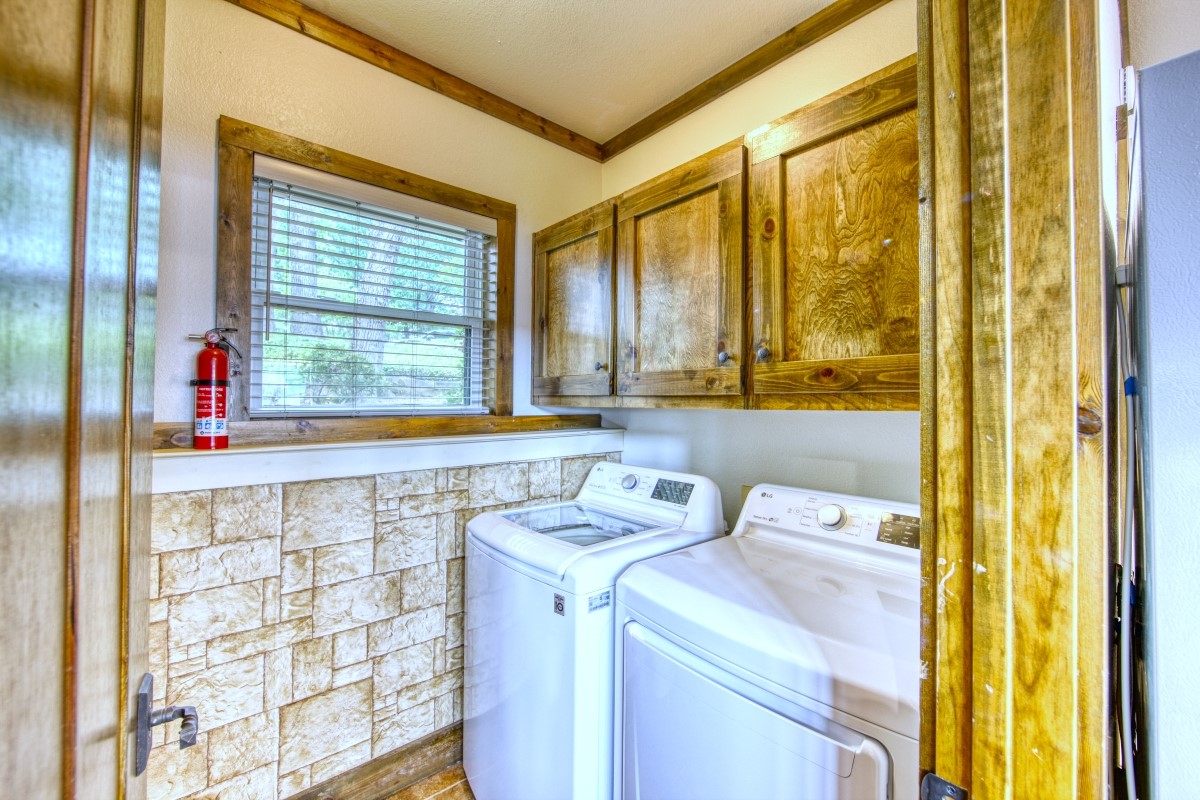 6207 Point Lavista Malakoff TX 75148