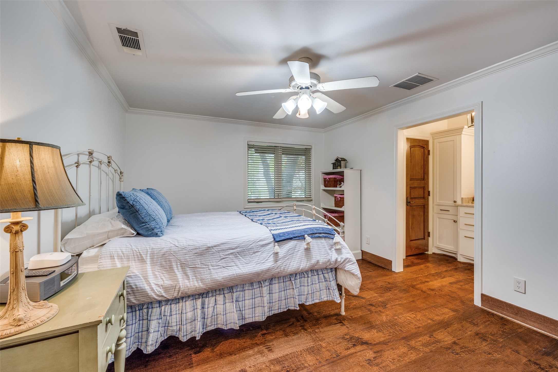 6812 Midcrest Drive Dallas TX 75254