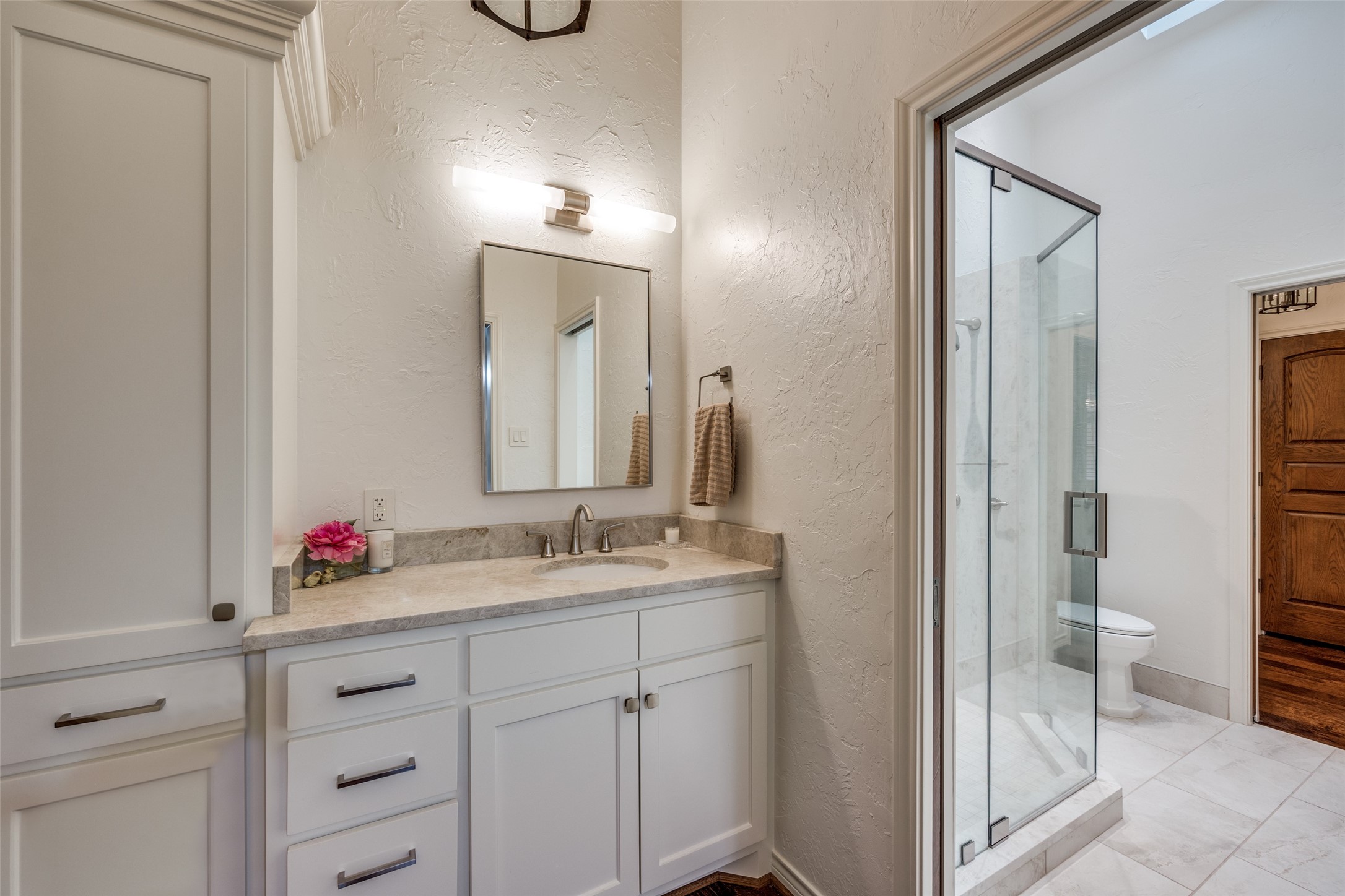 6812 Midcrest Drive Dallas TX 75254