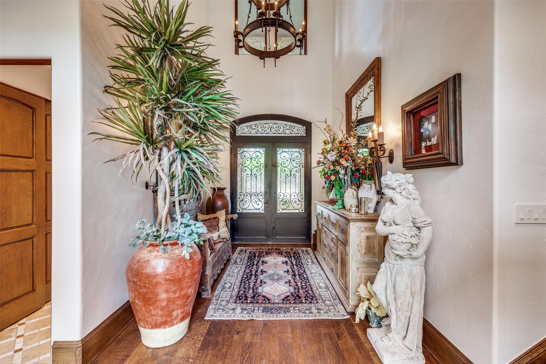 6812 Midcrest Drive Dallas TX 75254