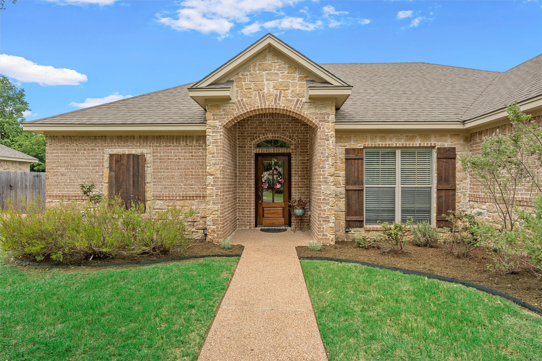 513 Kings Row Woodway TX 76712