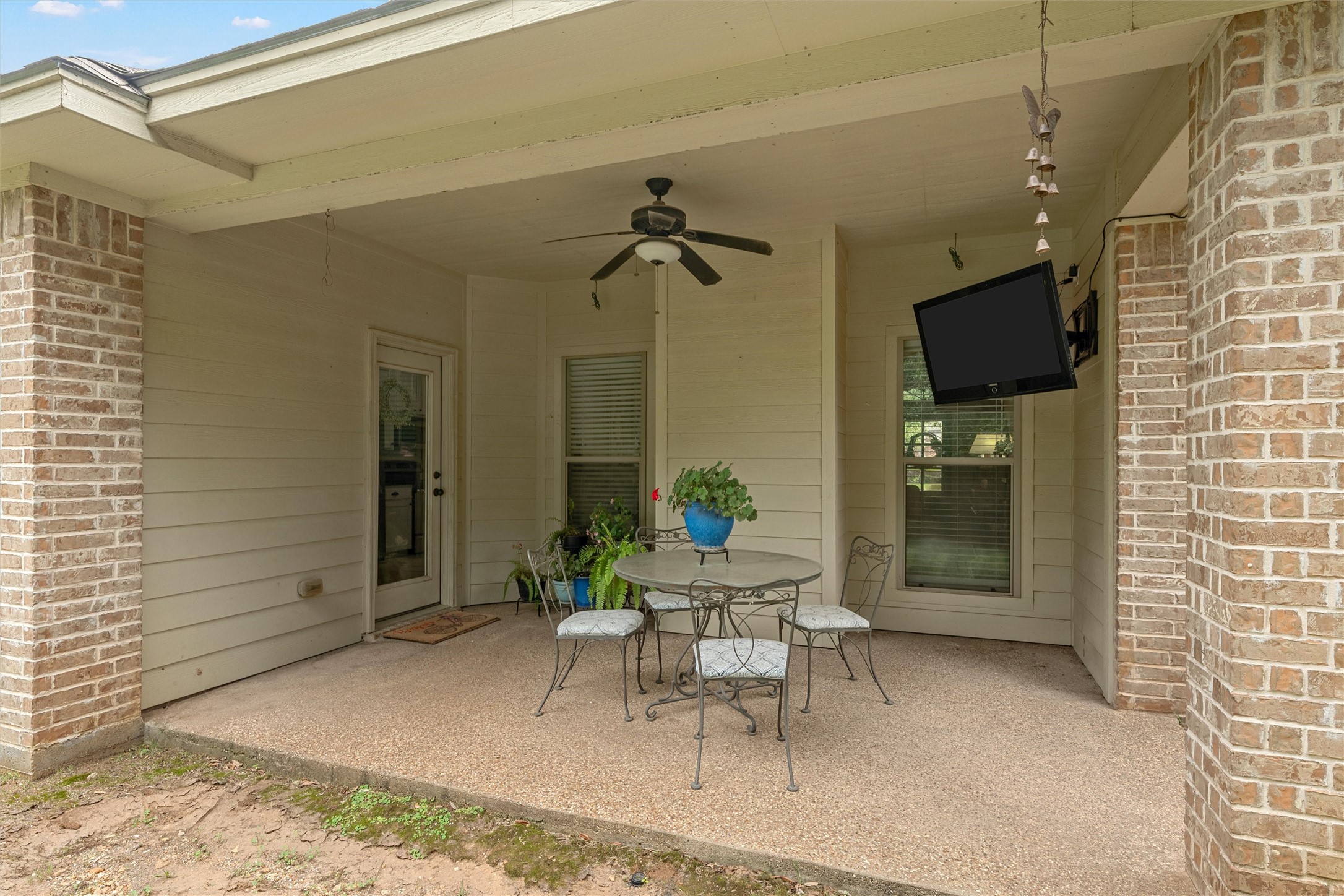 513 Kings Row Woodway TX 76712