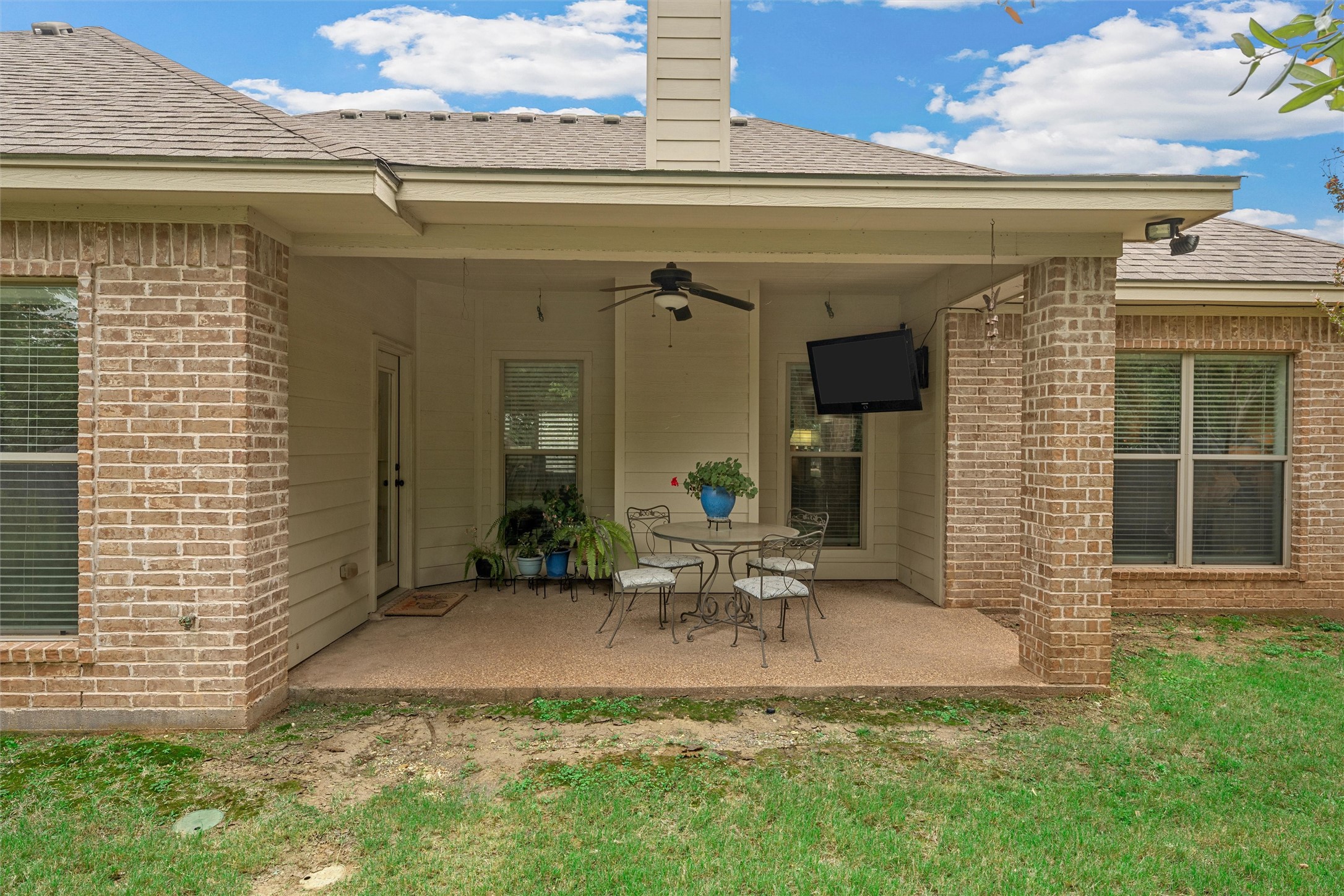 513 Kings Row Woodway TX 76712