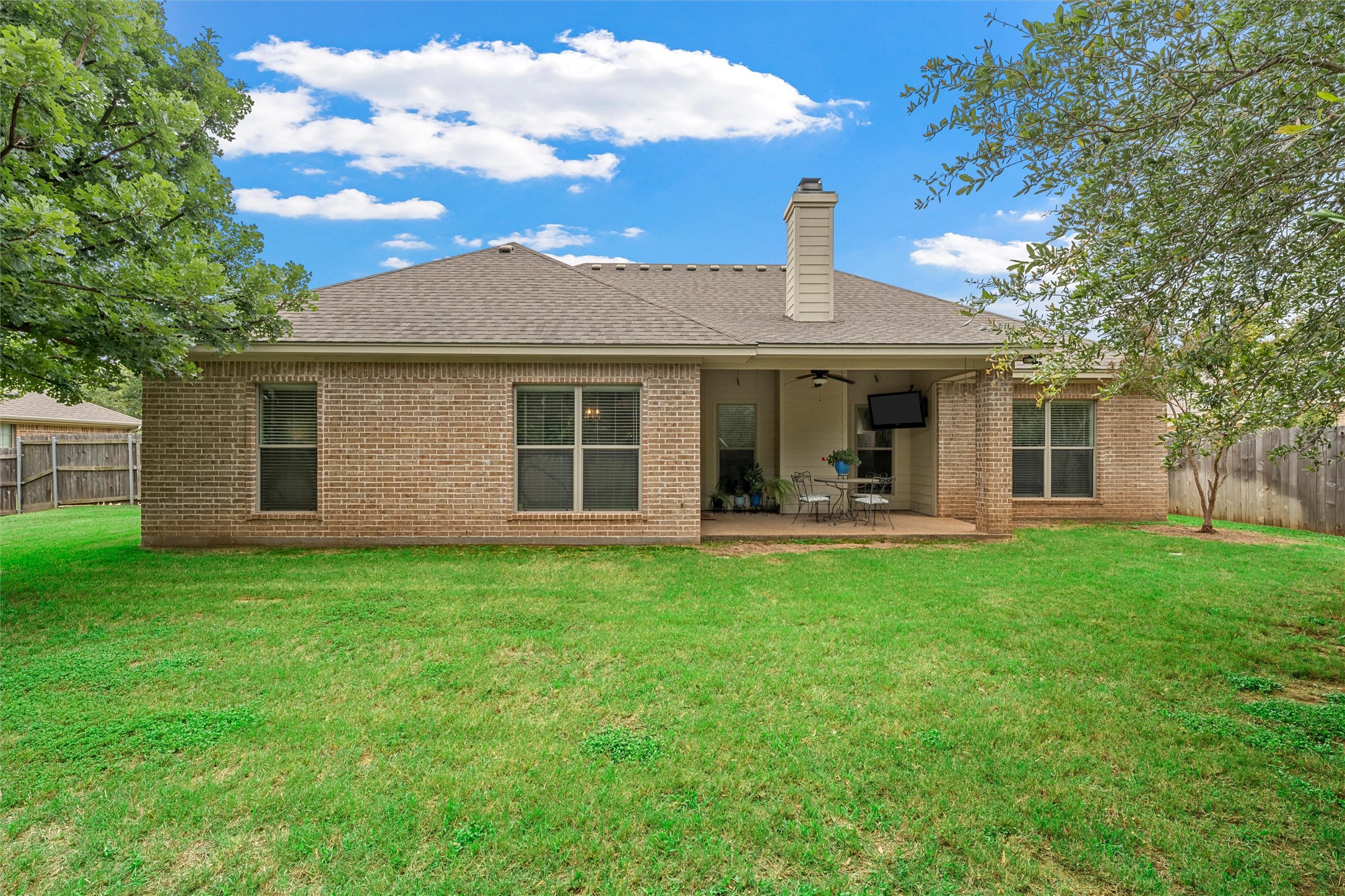 513 Kings Row Woodway TX 76712
