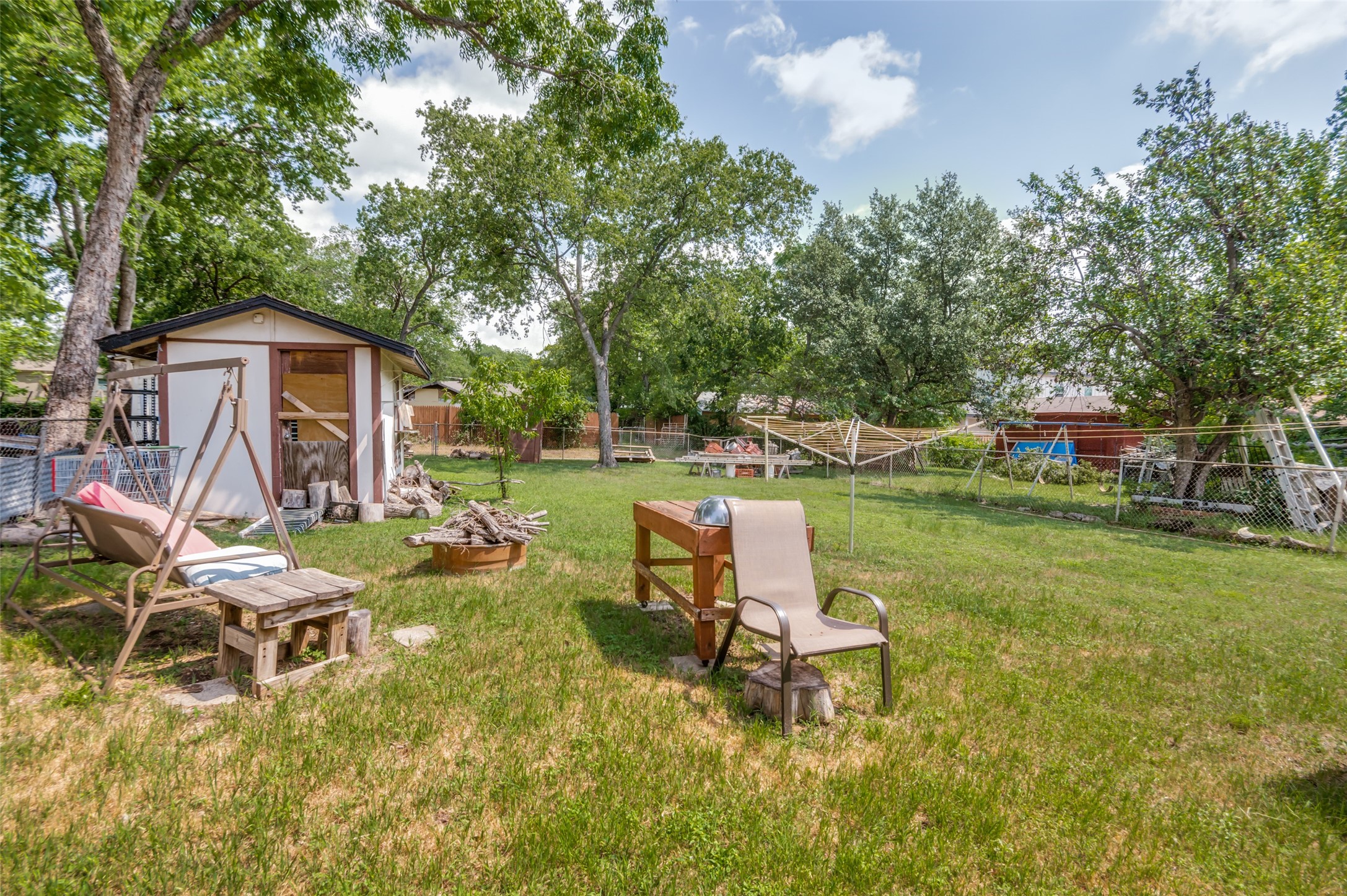 4015 Poinsettia Drive Dallas TX 75211