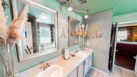 4804 Derby Lane Dallas TX 75227