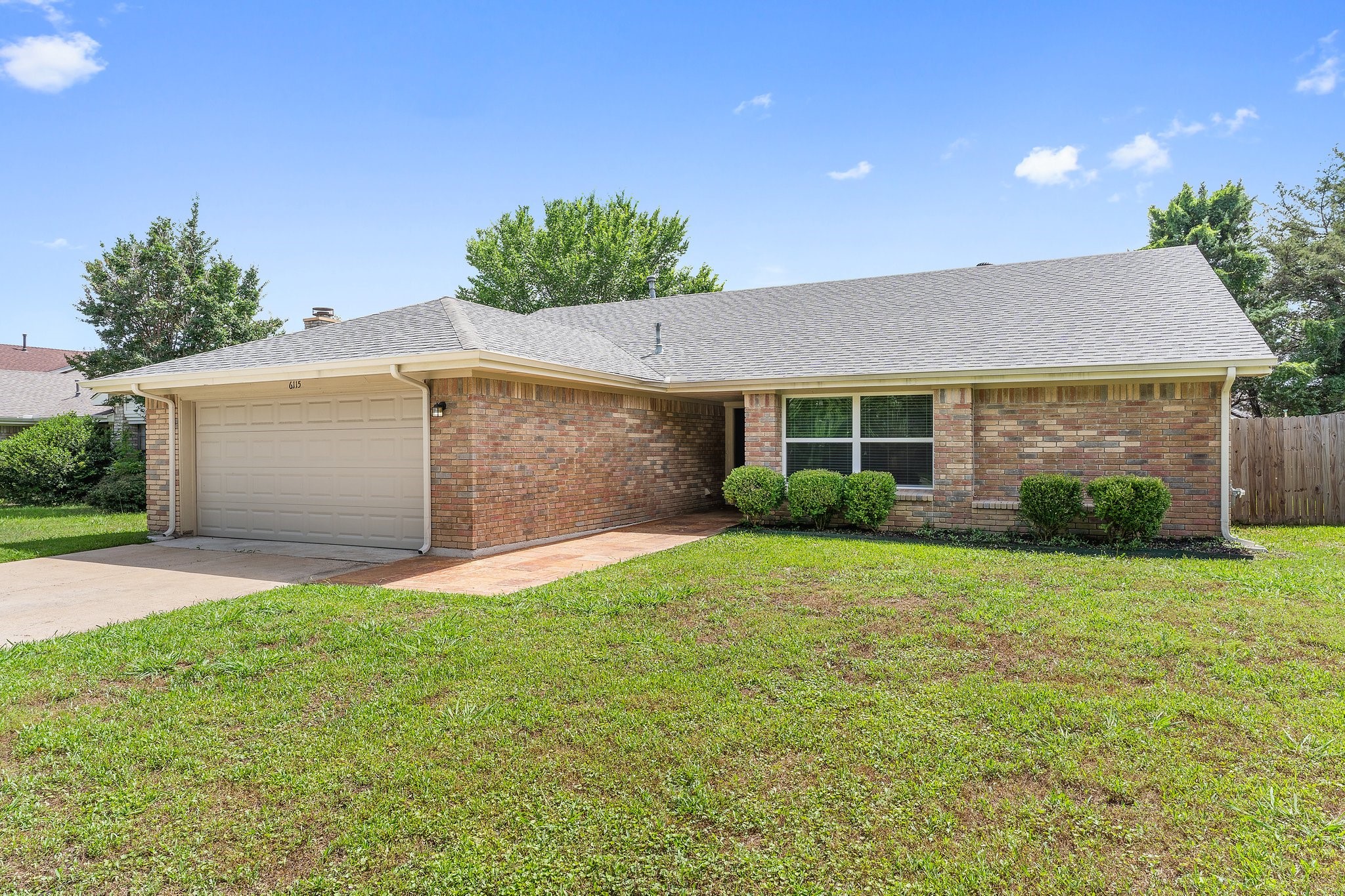 6115 Ridge Top Lane Garland TX 75043