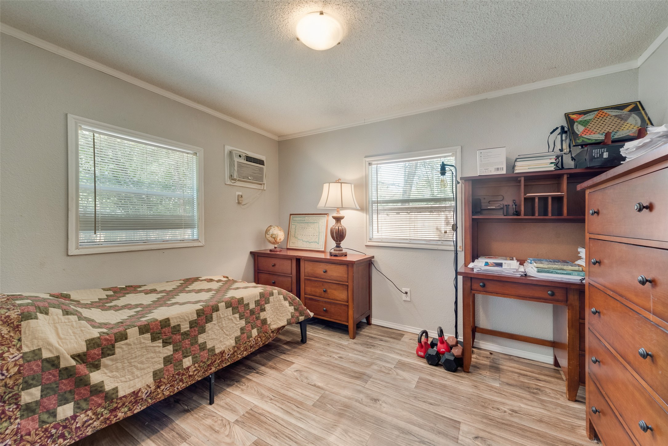 233 E High Street Wills Point TX 75169