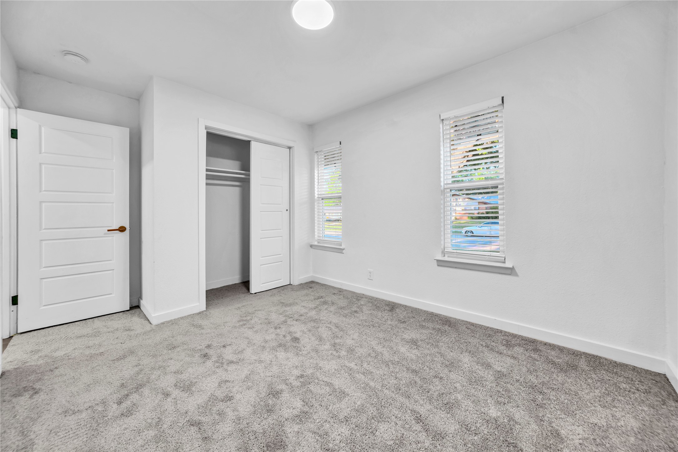 808 Hillcrest Drive Arlington TX 76010