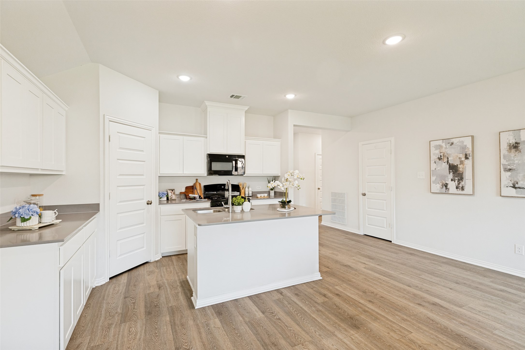 553 Meadow Run Drive Van Alstyne TX 75495