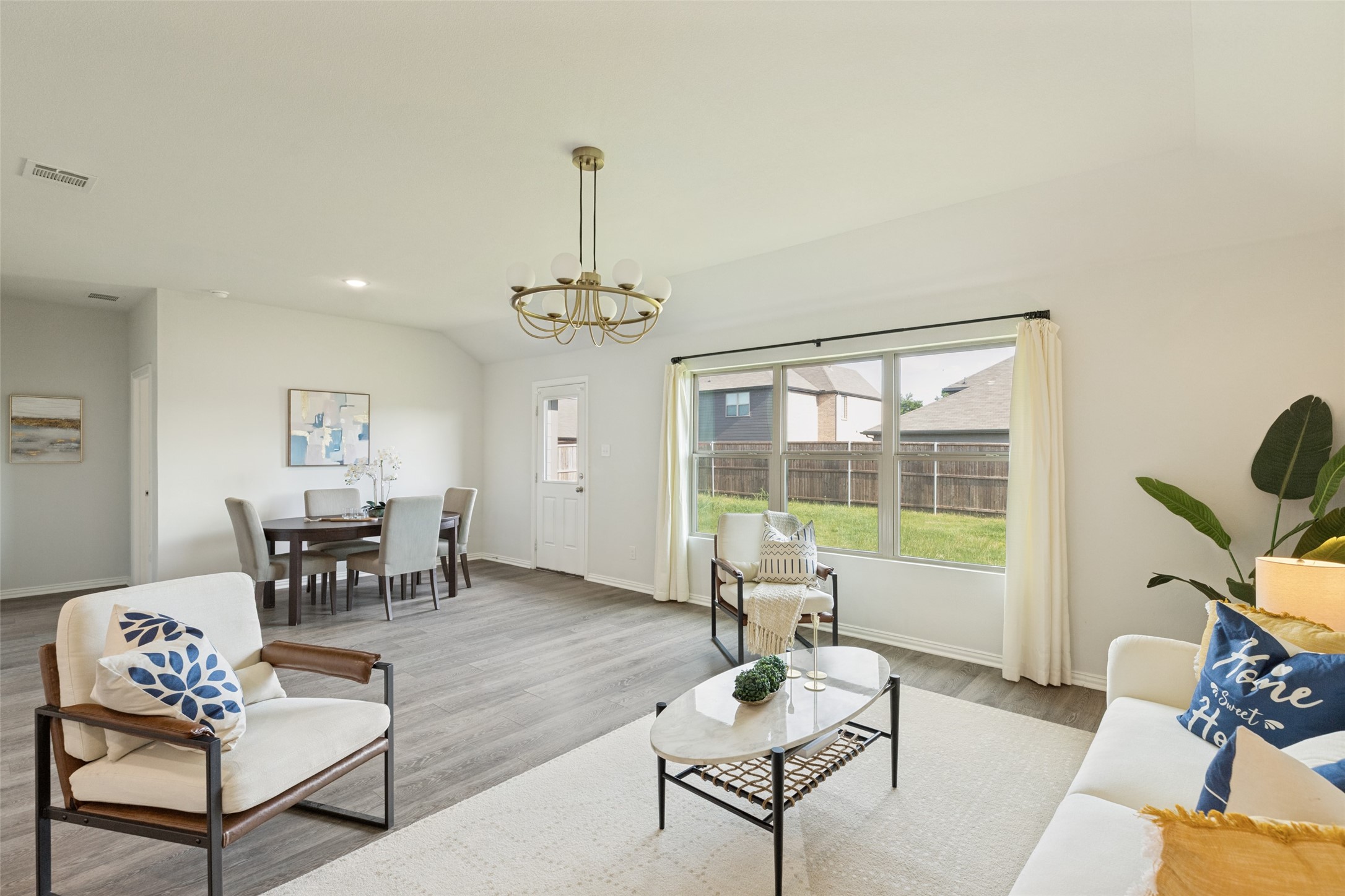 553 Meadow Run Drive Van Alstyne TX 75495
