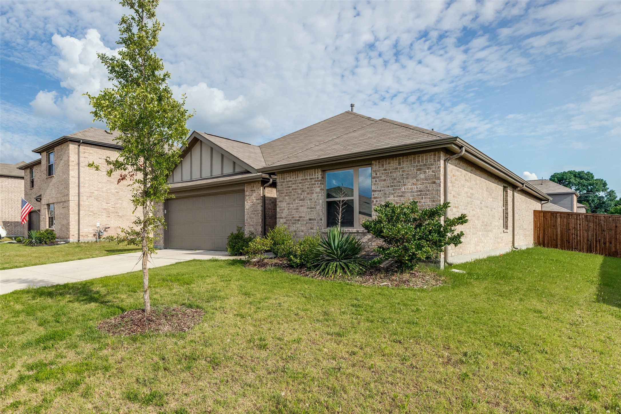 553 Meadow Run Drive Van Alstyne TX 75495