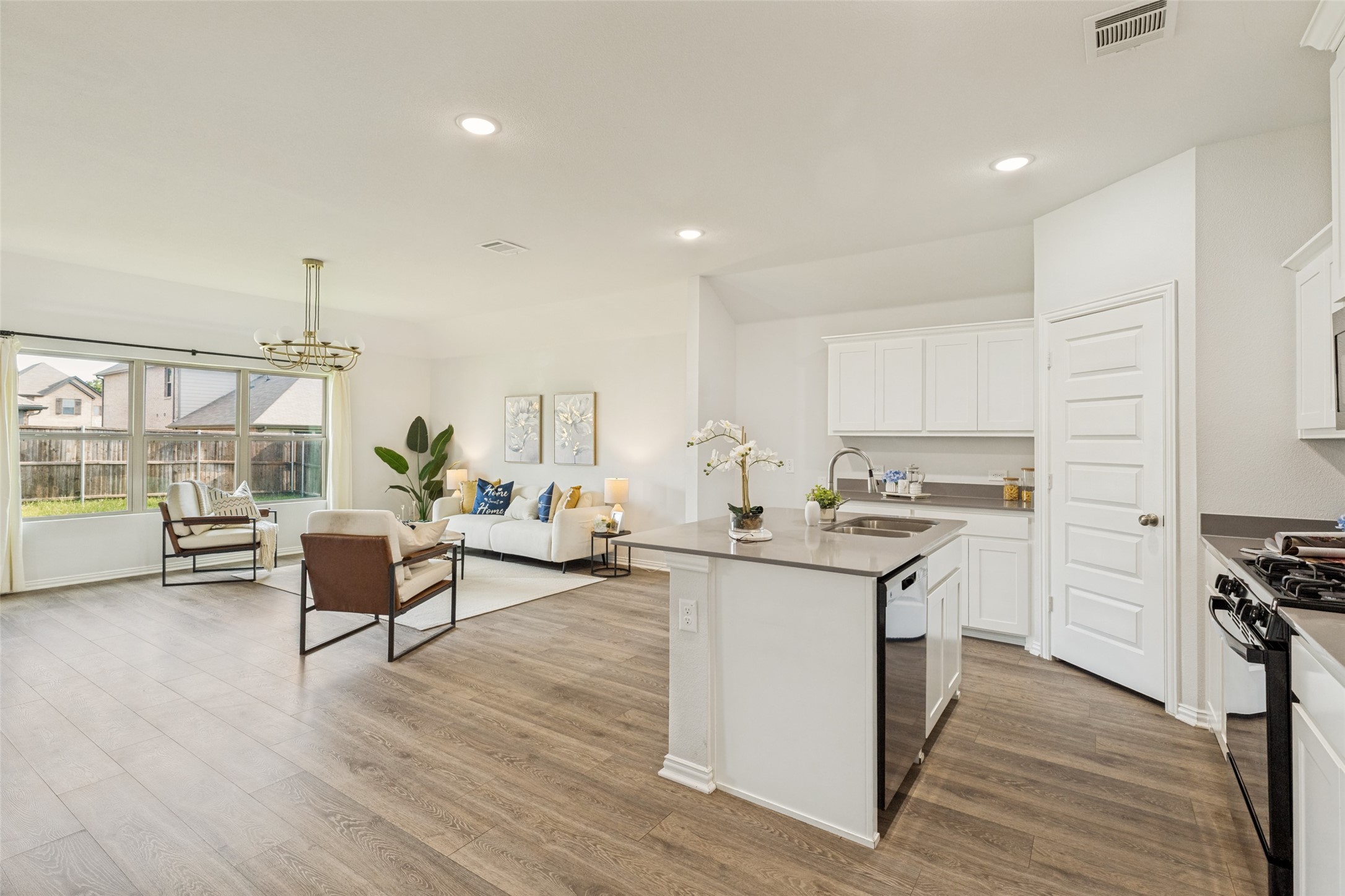 553 Meadow Run Drive Van Alstyne TX 75495