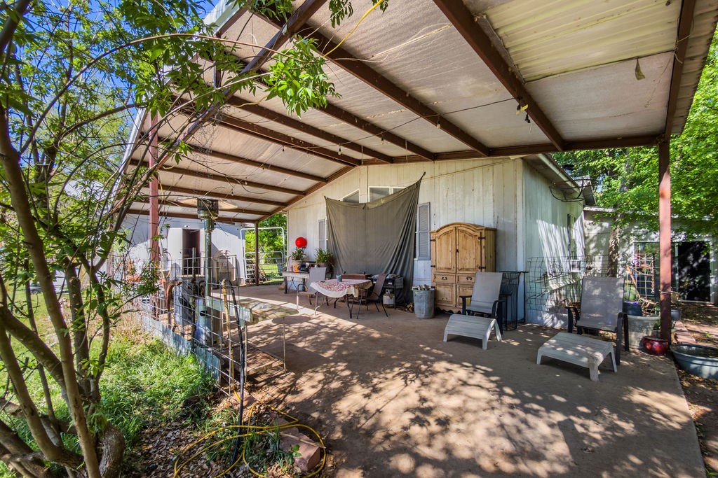 120 County Road 3646 Clifton TX 76634