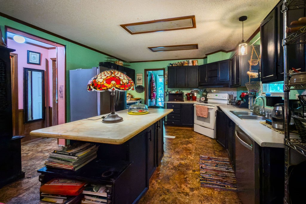 120 County Road 3646 Clifton TX 76634